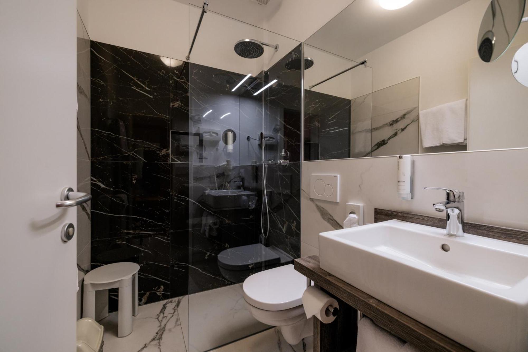 Hotel Kolping Merano Eksteriør billede