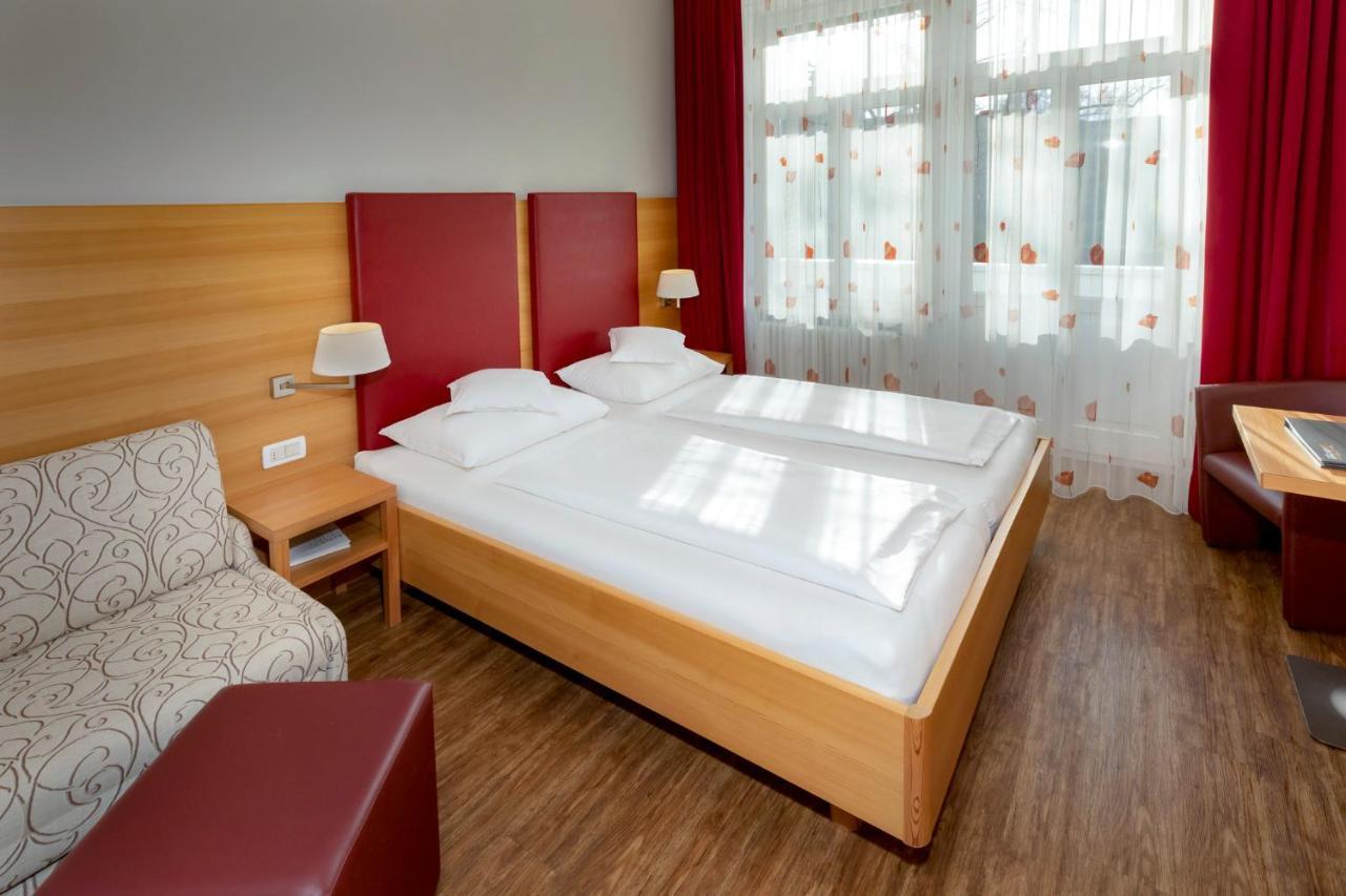 Hotel Kolping Merano Eksteriør billede