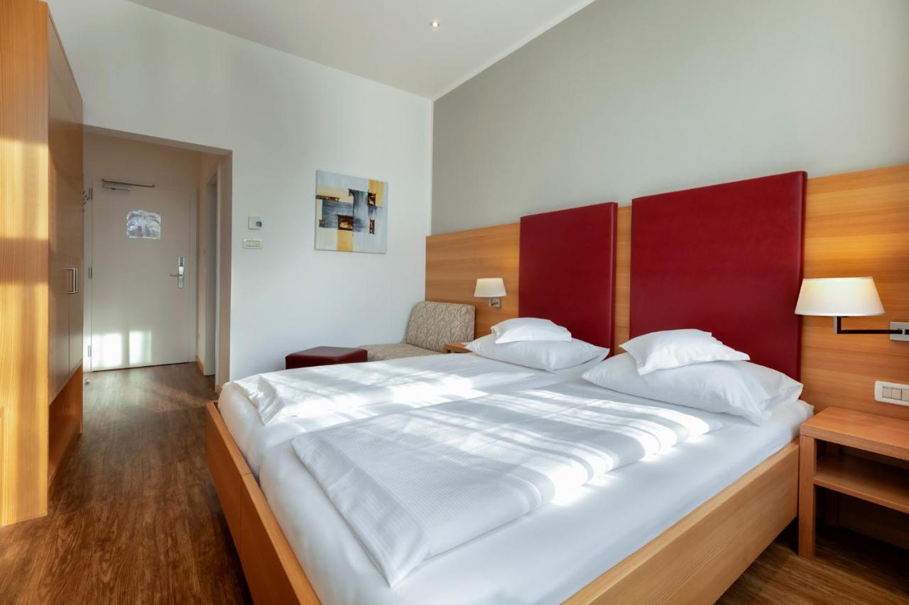 Hotel Kolping Merano Eksteriør billede