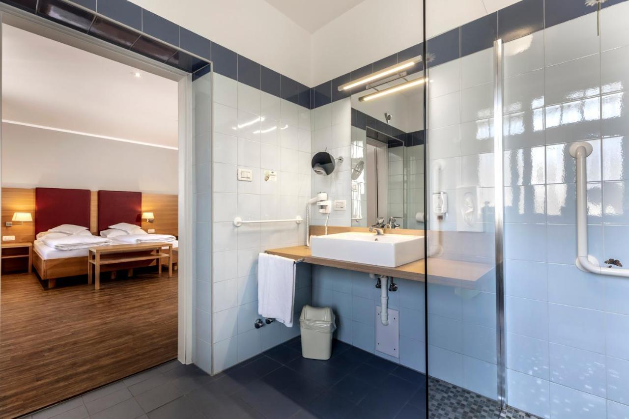 Hotel Kolping Merano Eksteriør billede